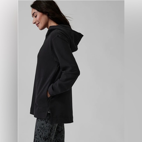 Women's Black ATHLETA Retroplush Tunic Hoodie in Size Large Excellent Condition - Picture 4 of 10